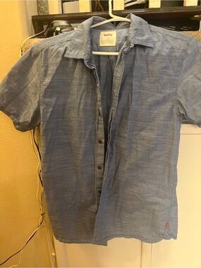 Levi's Light Blue Short Sleeve Button-Down Shirt
